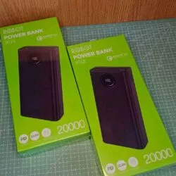Powerbank Robot Type RT23 Original